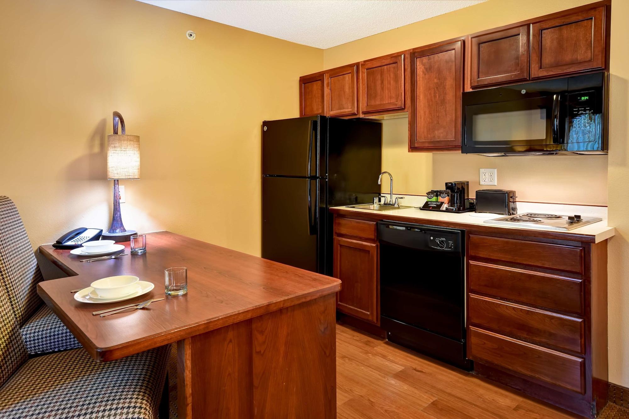 Grandstay Hotel & Suites La Crosse Buitenkant foto