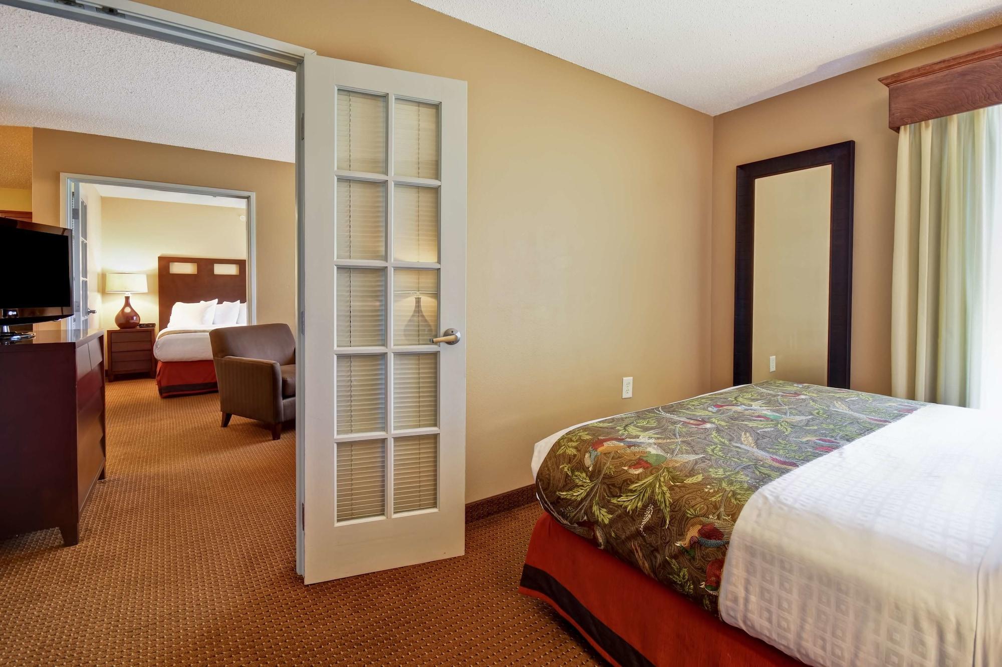 Grandstay Hotel & Suites La Crosse Buitenkant foto