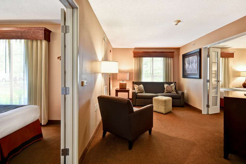 Grandstay Hotel & Suites La Crosse Kamer foto