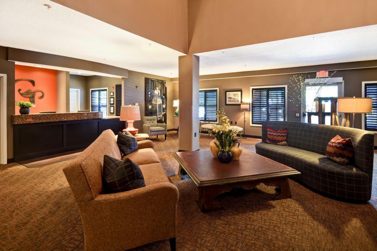 Grandstay Hotel & Suites La Crosse Buitenkant foto